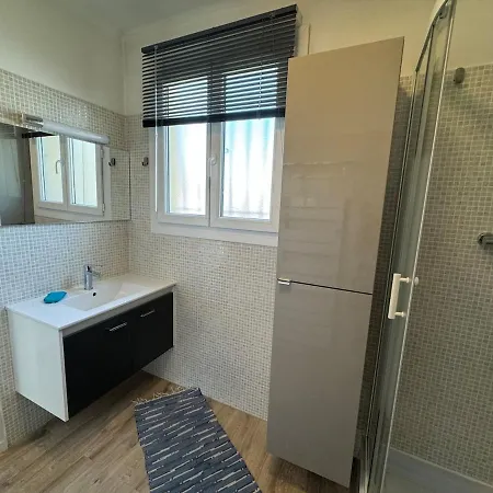 T2-4 Pers-terrasse - 200m Sea Apartment