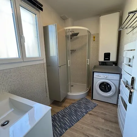 Apartment T2-4 Pers-terrasse - 200m Sea